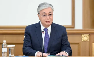 Токаев подписал закон о ежемесячных доплатах педагогам в Казахстане