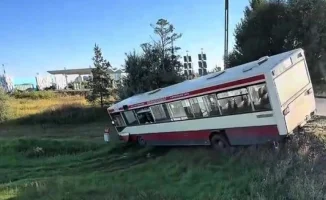 Автобус в кювете: уличные бои и опасные игры
