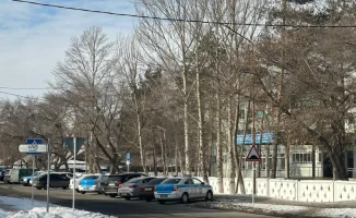 Экстренная эвакуация сотен школьников в Павлодаре: уроки прерваны из-за угрозы