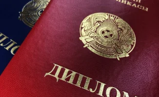 Токаев о будущем рынка труда: дипломы теряют значение, акцент на навыках и опыте становится ключевым