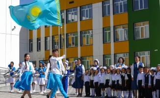 Открытие новой школы в Шымкенте: шаг к улучшению образования в рамках проекта 'Келешек мектебі'