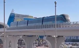 В Астане началось тестирование новых поездов LRT: первые кадры в сети