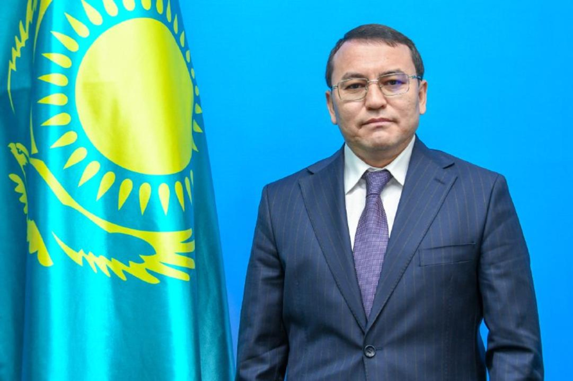 Данияр Алиев