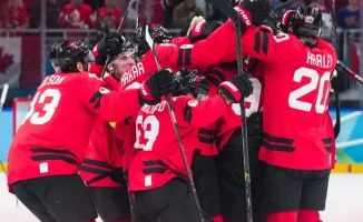 Чехия едва не сотворила сенсацию, но гол Канады был забит с нарушением на Олимпиаде